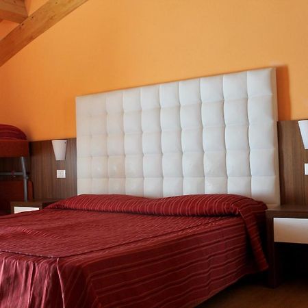 Hotel Vienna Caorle Exterior foto