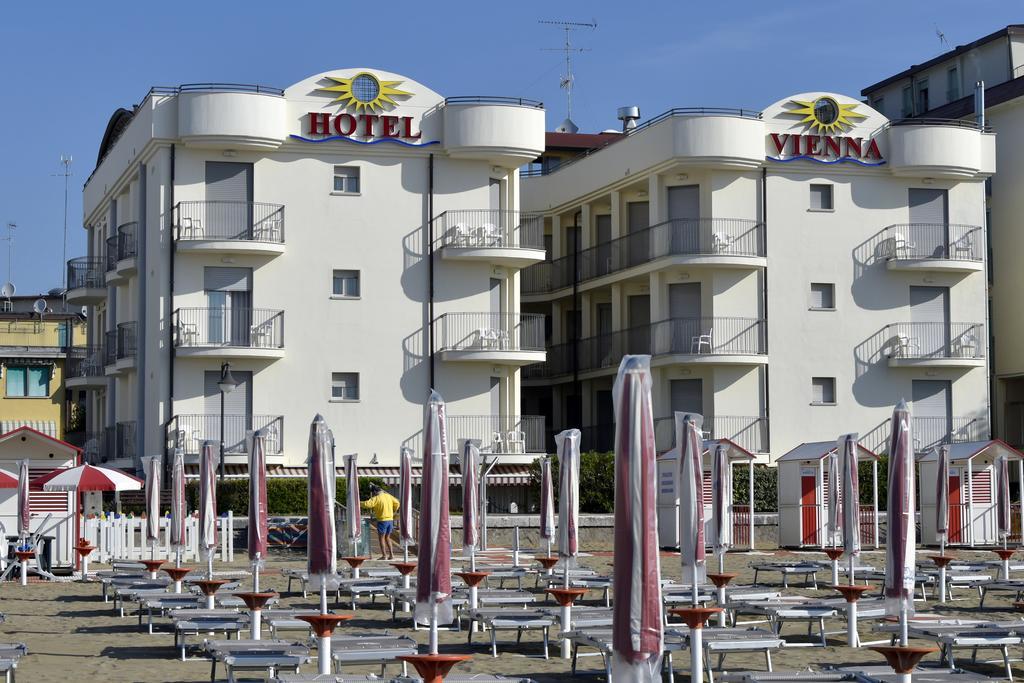 Hotel Vienna Caorle Exterior foto